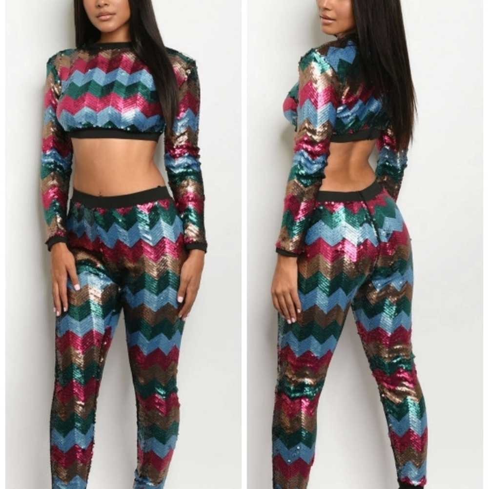 FUCHSIA MULTI SEQUINS LONG SLEEVE CROP TOP PANTS SET